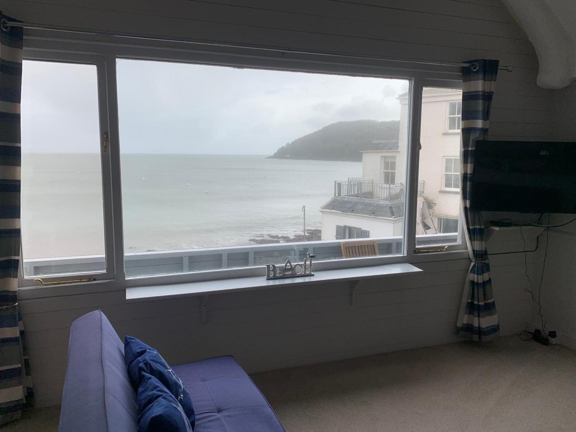 Halfway House Inn Kingsand Bagian luar foto