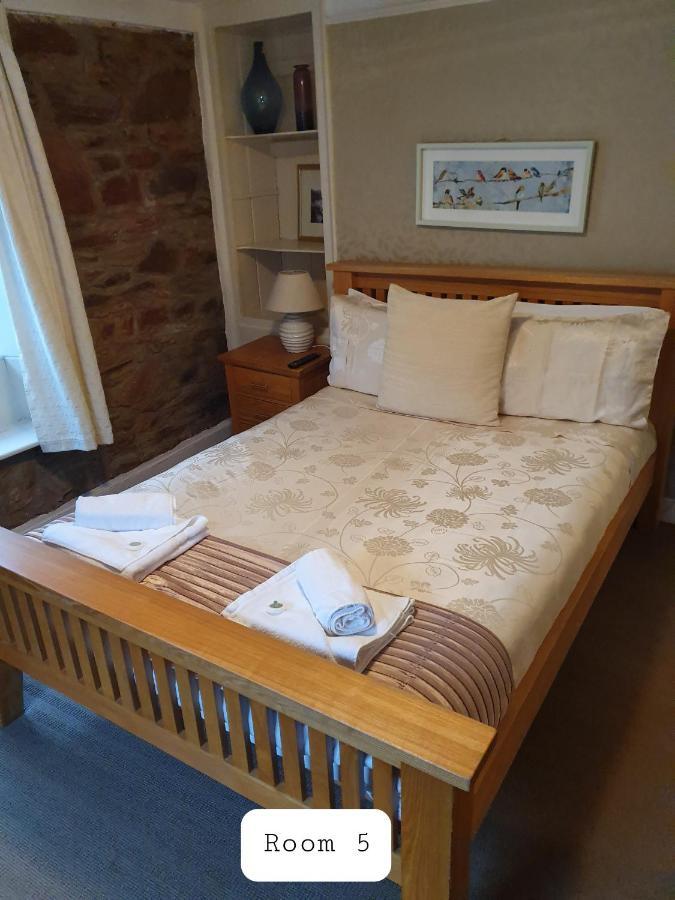 Halfway House Inn Kingsand Bagian luar foto